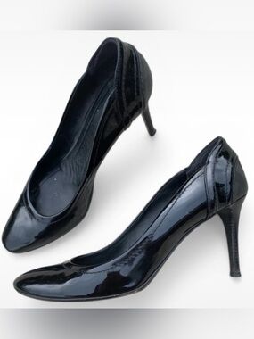 Burberry Black Patent Leather Pointed Toe Stiletto Heels
